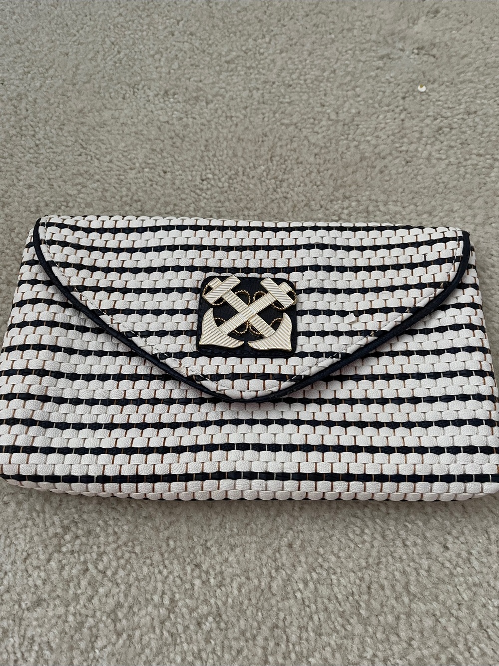 Lilly Pulitzer clutch - Woven Navy and White Envelope? Gorgeous.